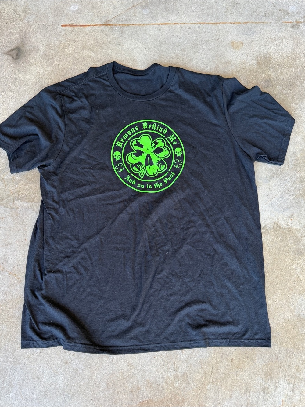 Black T-Shirt with Green Graphic Print - Unknown Brand